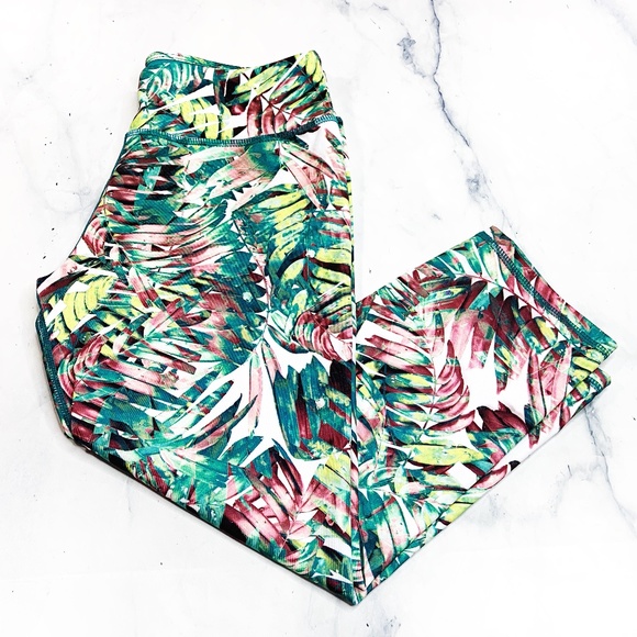 Prana Pants - Prana Roxanne Capri Palm Green Athletic Leggings